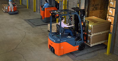 2027 Toyota Material Handling 8FBES15U 4