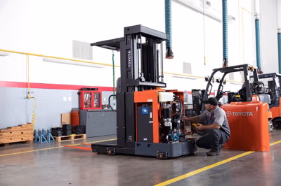 2027 Toyota Material Handling 8BPUE15 9
